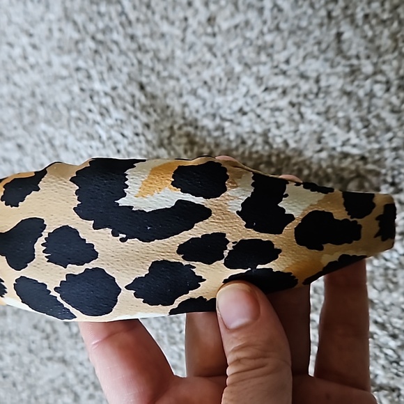 Lele Sadoughi Silk-Blend Leopard Print Knotted Headband - Picture 5 of 6